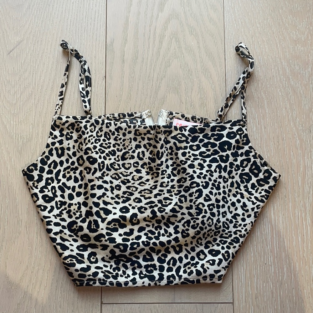 Cropped spaghetti strap tank,  cheetah-print,  polyester material